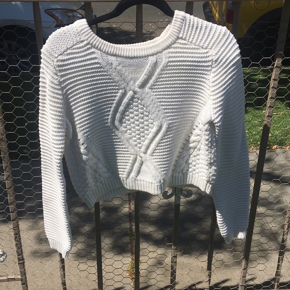 White knit sweater - Picture 3 of 3